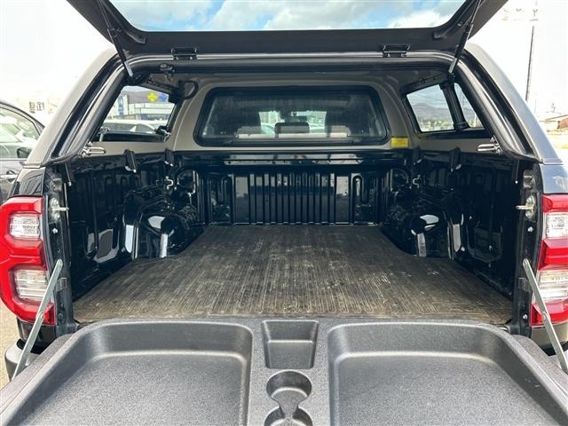Toyota HILUX 2022 7014242-12