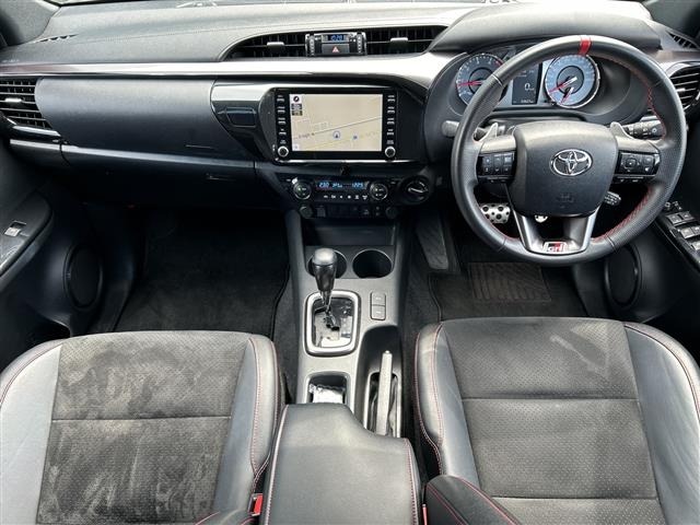 Toyota HILUX 2022 7014242-14