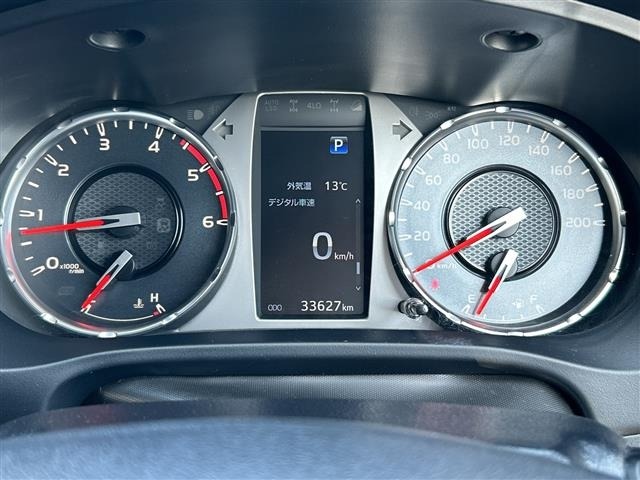 Toyota HILUX 2022 7014242-6