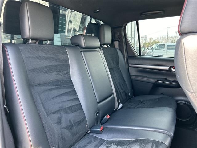 Toyota HILUX 2022 7014242-8