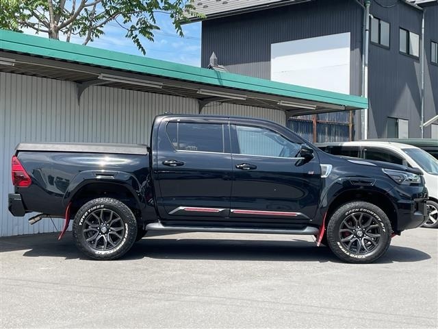 Toyota HILUX 2022 7014243-2