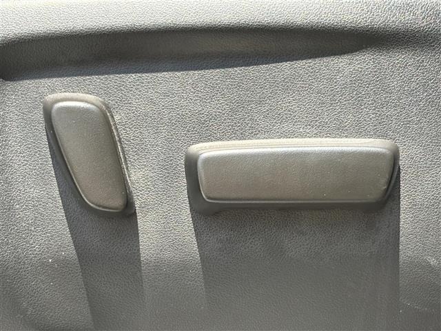 Toyota HILUX 2024 7014288-4