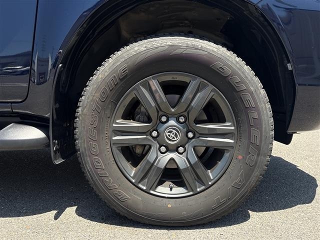 Toyota HILUX 2020 7014345-10