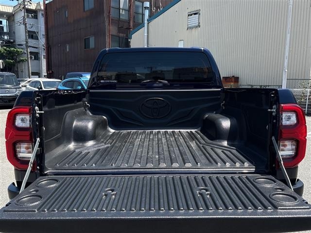 Toyota HILUX 2020 7014345-9