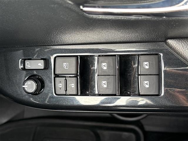 Toyota HILUX 2024 7014364-1