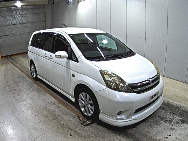 Toyota ISIS 2009 7019055-0