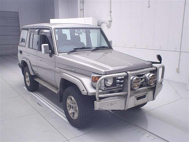 Toyota LAND CRUISER 2003 7022122-0