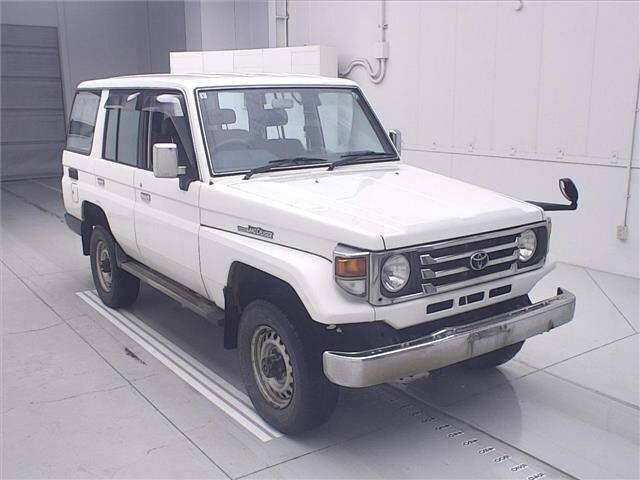Toyota LAND CRUISER 2001 7022136-0