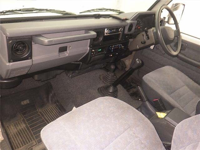 Toyota LAND CRUISER 2001 7022136-4