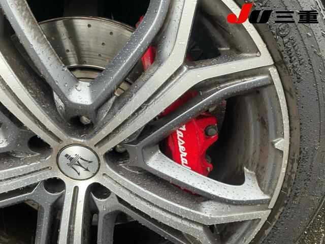 Maserati LEVANTE 2022 7007341-29