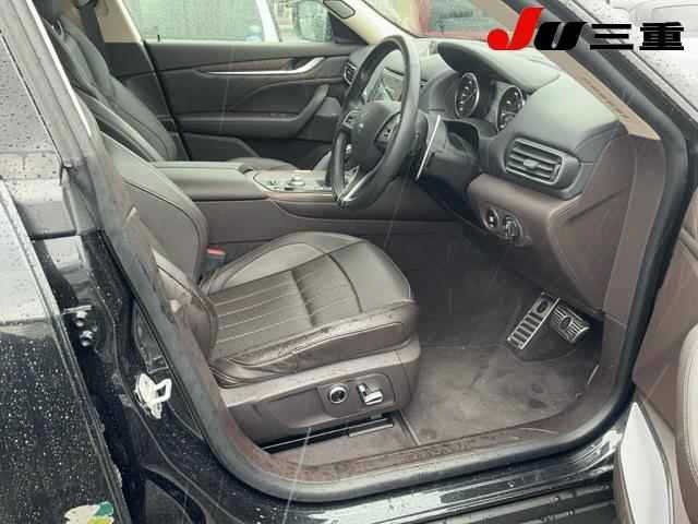 Maserati LEVANTE 2022 7007341-4
