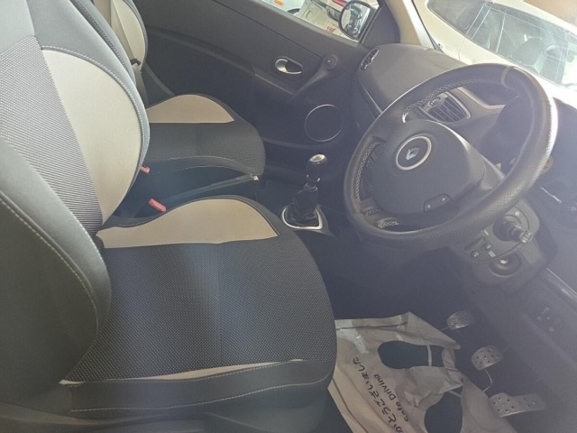 Renault LUTECIA 2009 7012314-3