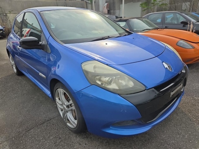 Renault LUTECIA 2010 7012325-0