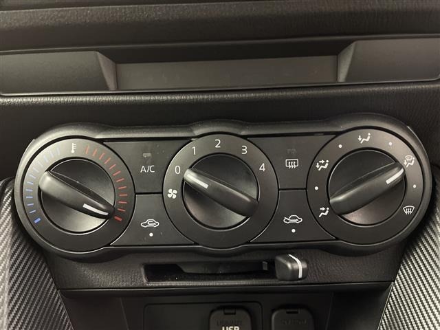 Mazda MAZDA2 2022 7019773-1