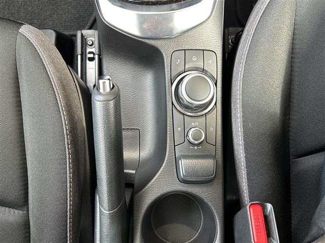 Mazda MAZDA2 2024 7019811-22