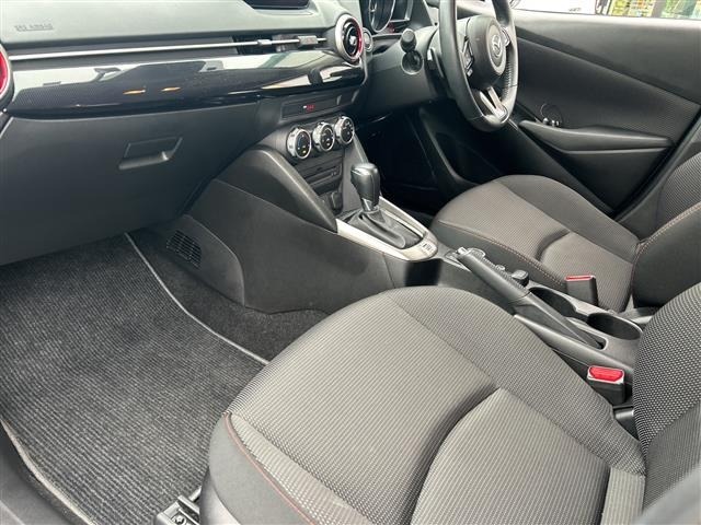Mazda MAZDA2 2022 7019859-9