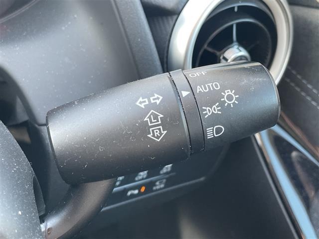 Mazda MAZDA2 2020 7020171-3