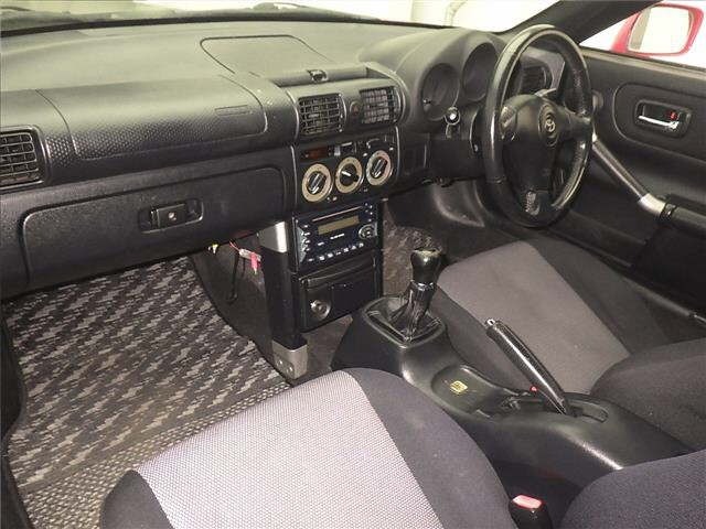 Toyota MR-S 1999 7022411-4