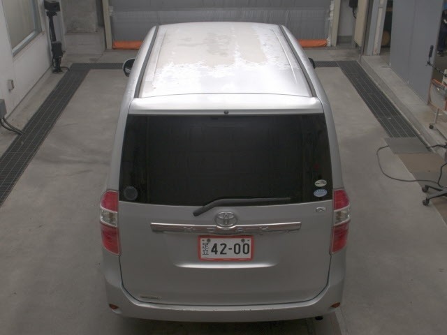Toyota NOAH 2009 7012877-7