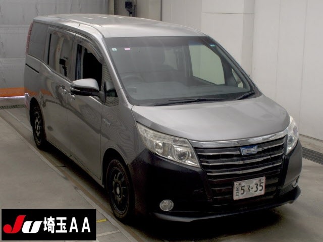 Toyota NOAH 2015 7012928-0