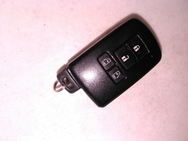 Toyota NOAH 2015 7012928-10