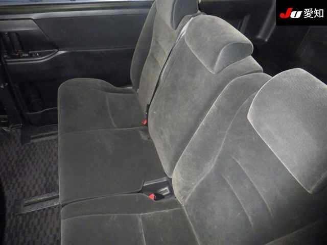 Toyota NOAH 2012 7013004-4