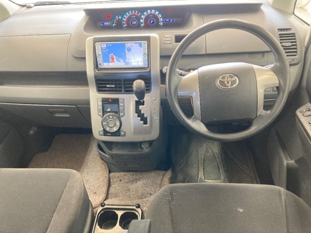 Toyota NOAH 2008 7013028-3
