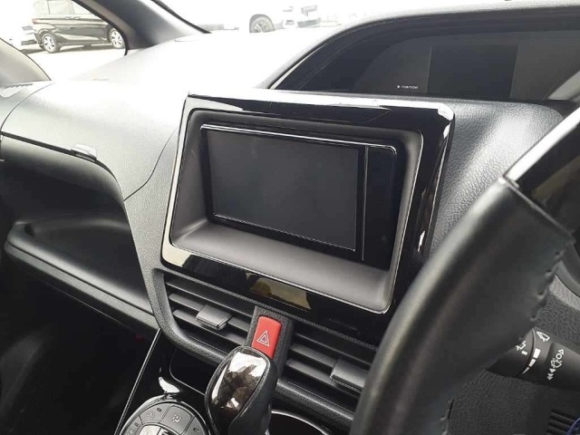 Toyota NOAH 2020 7013170-12
