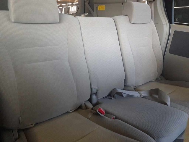 Toyota NOAH 2010 7013198-11