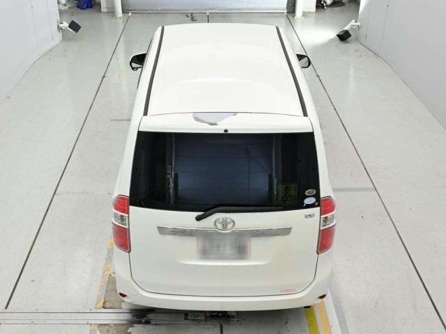 Toyota NOAH 2010 7013198-8