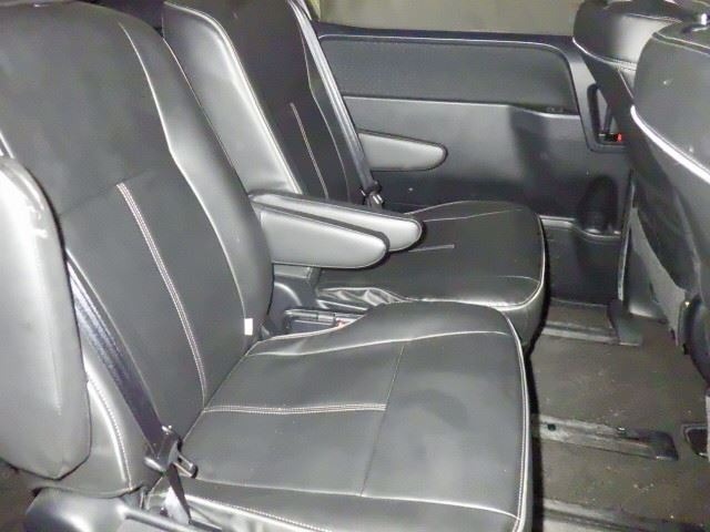 Toyota NOAH 2016 7013276-5