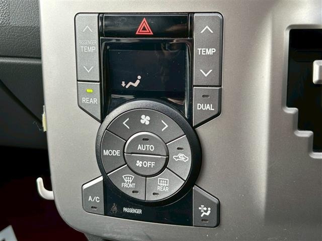 Toyota NOAH 2009 7013580-9