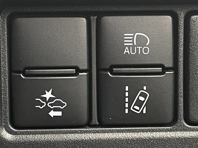 Toyota NOAH 2019 7013705-19