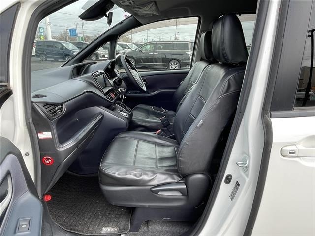 Toyota NOAH 2016 7013971-11