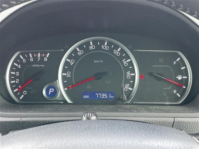 Toyota NOAH 2016 7013971-24