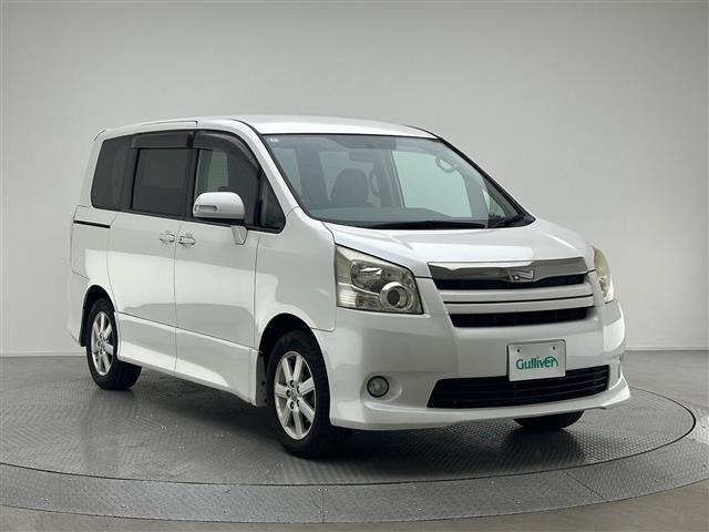 Toyota NOAH 2008 7014062-14