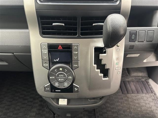 Toyota NOAH 2008 7014062-20