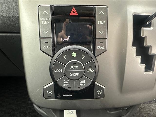 Toyota NOAH 2008 7014062-22