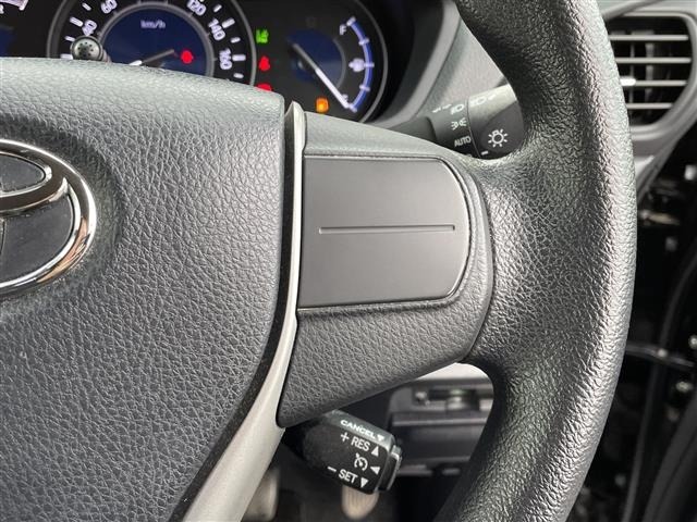 Toyota NOAH 2018 7014201-18