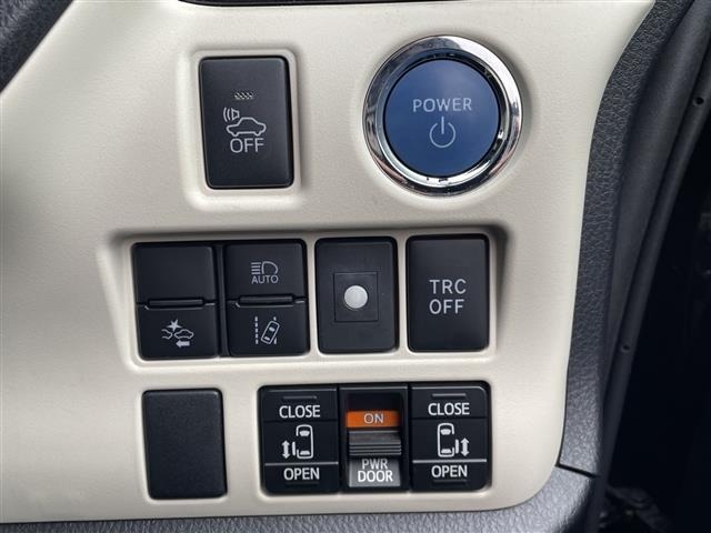 Toyota NOAH 2018 7014224-20