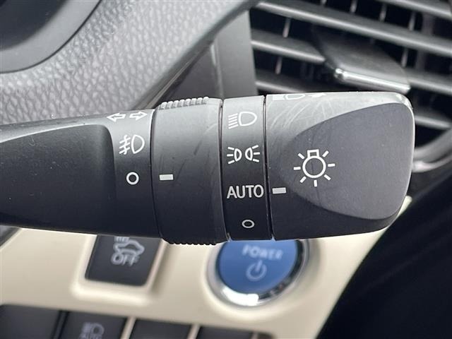 Toyota NOAH 2018 7014224-21