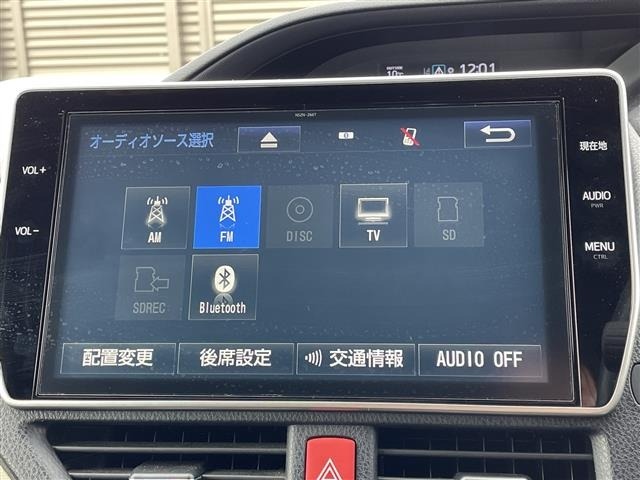 Toyota NOAH 2018 7014224-8