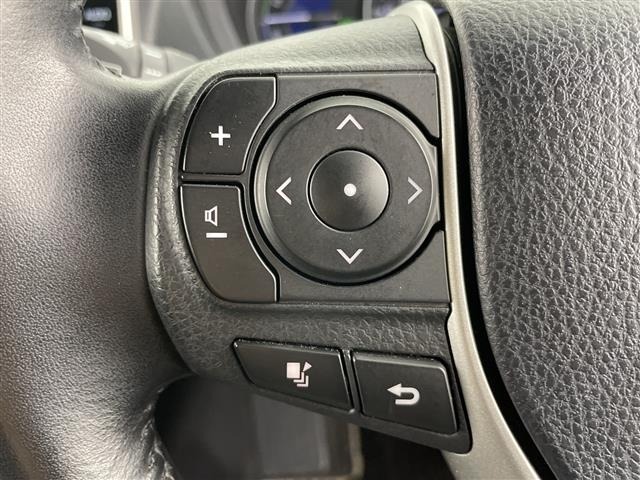 Toyota NOAH 2018 7014509-12