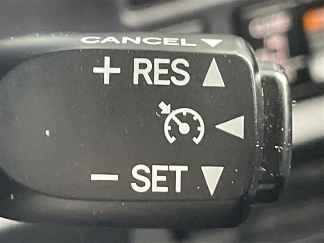 Toyota NOAH 2018 7014509-20