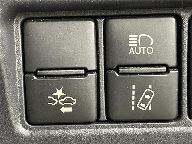 Toyota NOAH 2018 7014509-7