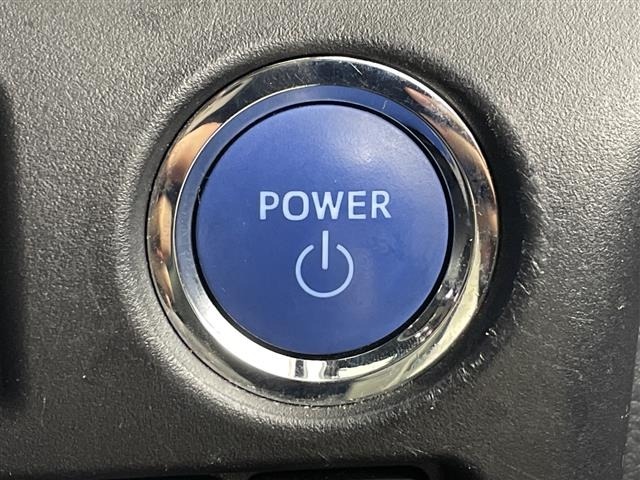 Toyota NOAH 2018 7014509-9
