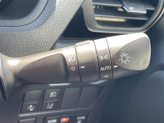 Toyota NOAH 2017 7014513-20