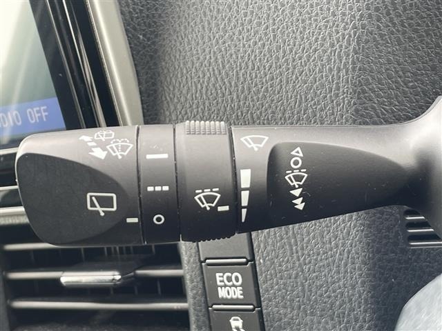 Toyota NOAH 2019 7014531-11