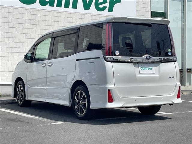 Toyota NOAH 2019 7014531-13