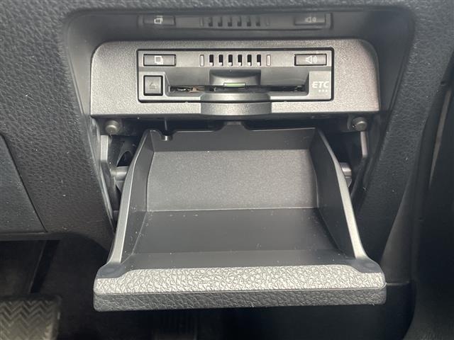 Toyota NOAH 2019 7014531-20